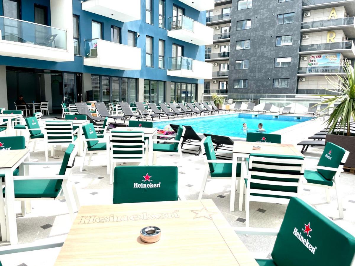 Dominic 2 Beds 1 Sofa Parking Pool Apartament By Alezzi Nord10 Apartment Navodari Ngoại thất bức ảnh